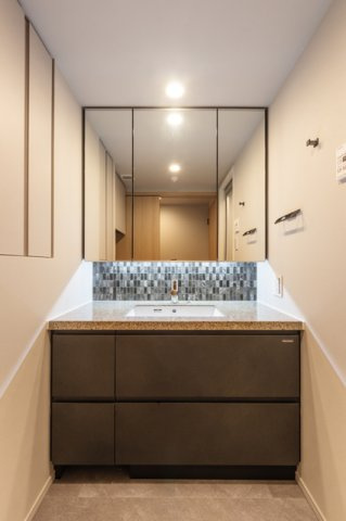 ＭＯＣＸＩＯＮ　ＰＲＥＭＩＵＭ四谷大京町の洗面所|※写真は同タイプ住戸です。