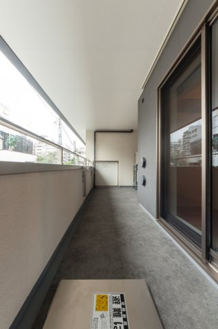 ＭＯＣＸＩＯＮ　ＰＲＥＭＩＵＭ四谷大京町のバルコニー|※写真は同タイプ住戸です。