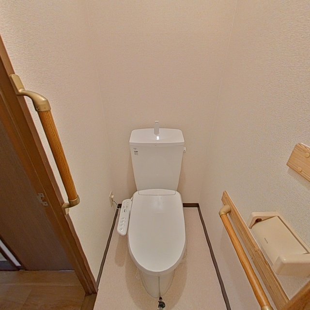岐阜市粟野西１丁目の賃貸マンションのトイレ