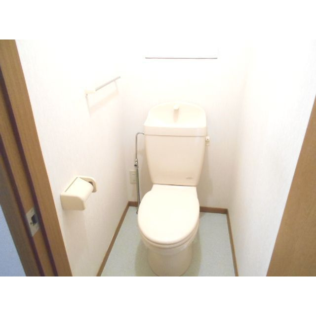 瑞穂市馬場上光町１丁目のアパートのトイレ
