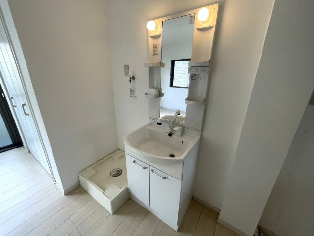 第百マンションの洗面所
