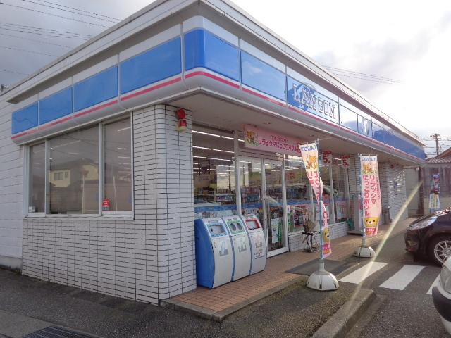 Ｇｒｏｕｓｅ　Ａｎｎｅｘの周辺|ローソン富山山室店まで545ｍ