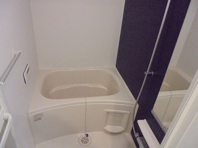 トーク鷹の羽　Ⅴの浴室|きれいなお風呂です