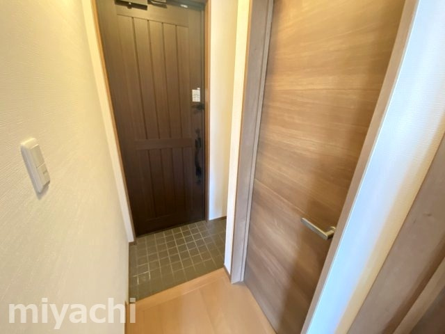 サンステージ八万Ⅱの玄関