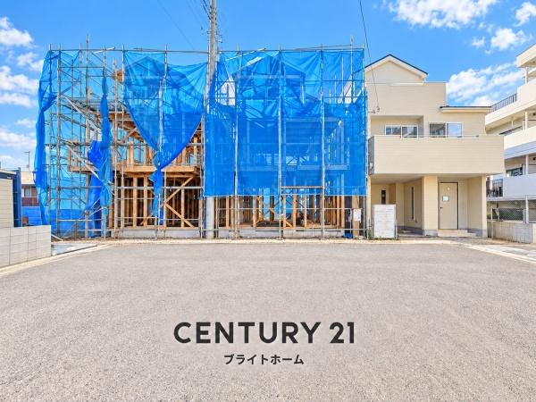 横浜市港北区鳥山町の新築一戸建の前面道路含む現地写真|陽当りの良さが伝わります。
是非一度、現地へ起こしください。

