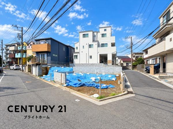 横浜市南区蒔田町の新築一戸建の前面道路含む現地写真|閑静な住宅街につき住環境良好です♪
お気軽にお問い合わせください。
