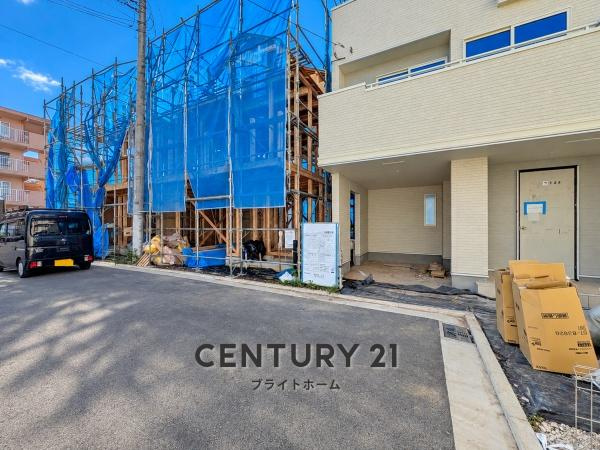 横浜市港北区鳥山町の新築一戸建の前面道路含む現地写真|閑静な住宅街につき住環境良好です♪
お気軽にお問い合わせください。