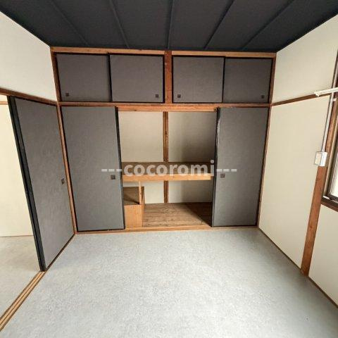 香里新町貸家の収納