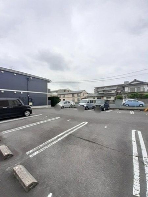 【駐車場】 | ピュア　メゾン森尾