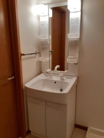 サンハイツ高根の洗面所