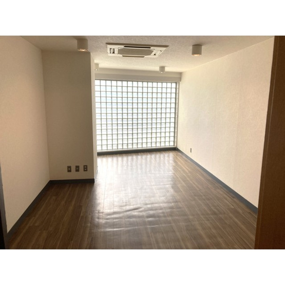 【居間・リビング】 | ポートタワー山下町
