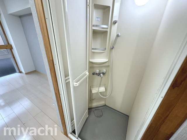カメゾン南昭和の浴室