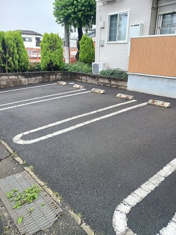 フレグラントＡの駐車場