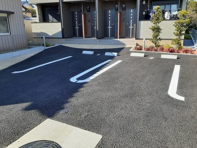 フレアの駐車場