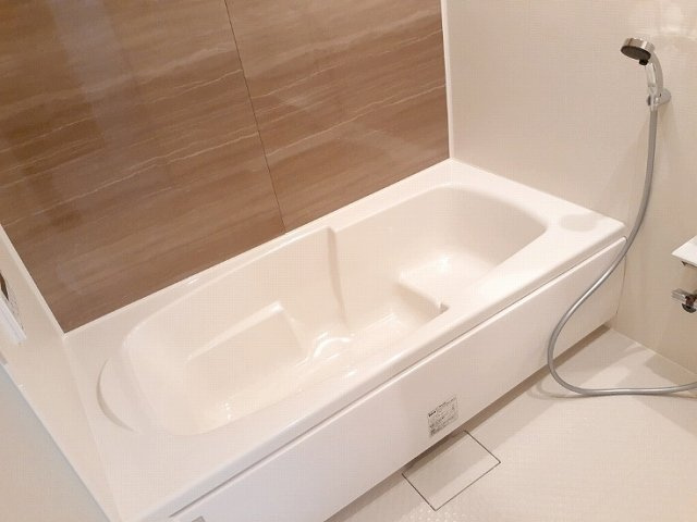 フレアの浴室