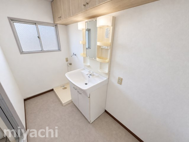 ガーデンプレイス城東の洗面所