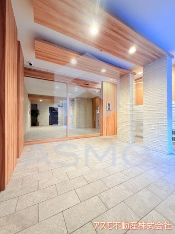 【エントランス】 | ACT DOORS 天六