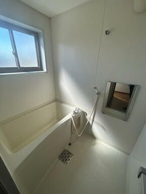 和アパートのシャワールーム