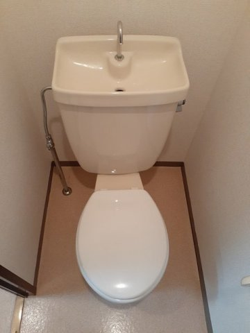 ニューシティ広川（Ｂ）のトイレ|清潔感のあるトイレです