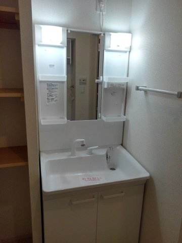 トイロ・明の洗面所|使いやすい洗面所です