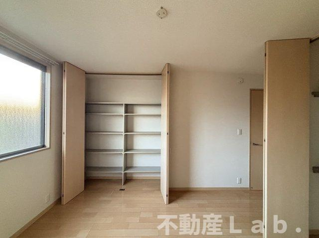 メロディの収納|※同一建物別号室のお写真です。