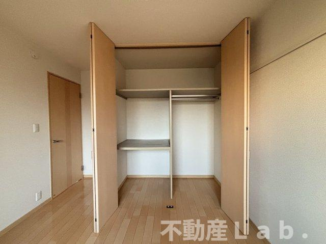 メロディの収納|※同一建物別号室のお写真です。