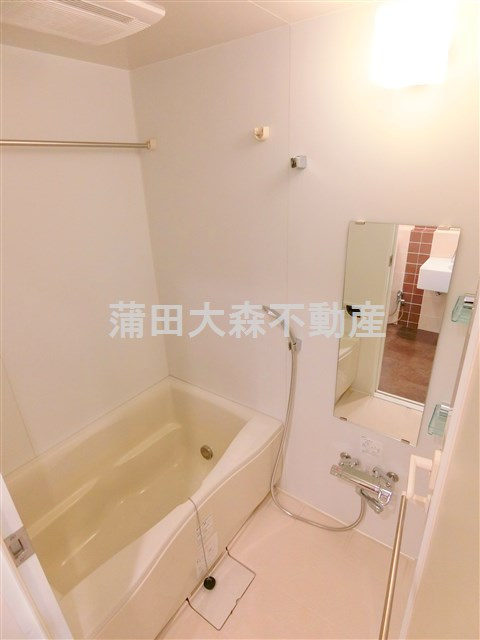 イプセ多摩川緑地の浴室|浴室乾燥機+追焚付きのお風呂！バスルーム