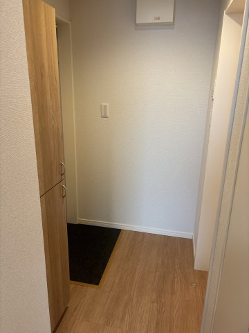 プレシャス鶴ヶ島の玄関