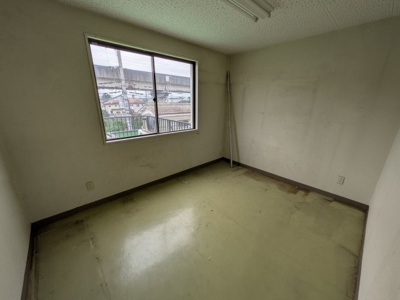 【洋室】 | 本石2丁目住居付事務所4DK