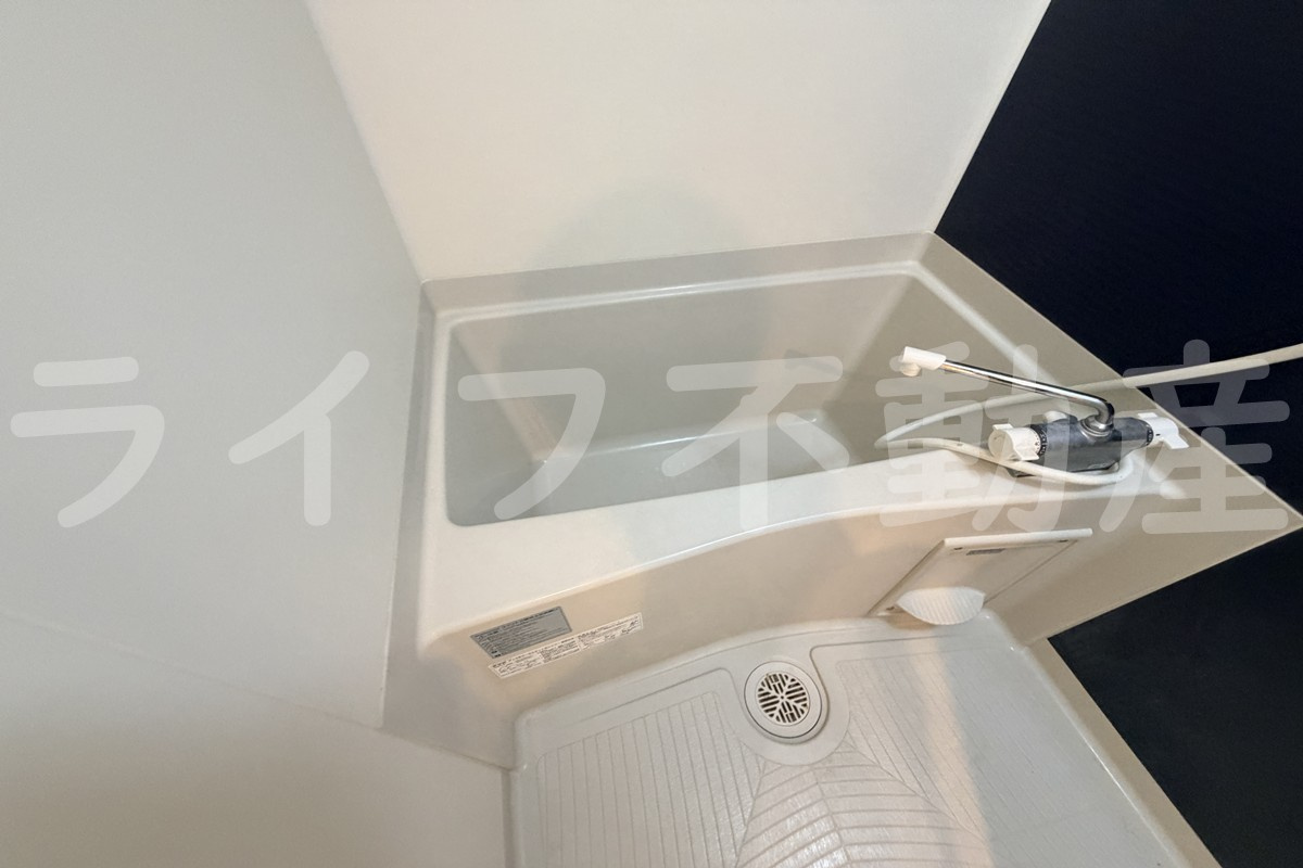 レジア大今里の浴室