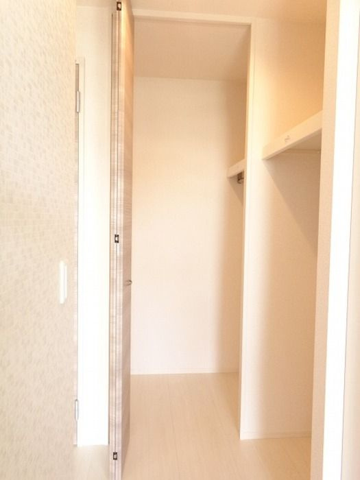 グロワールの玄関