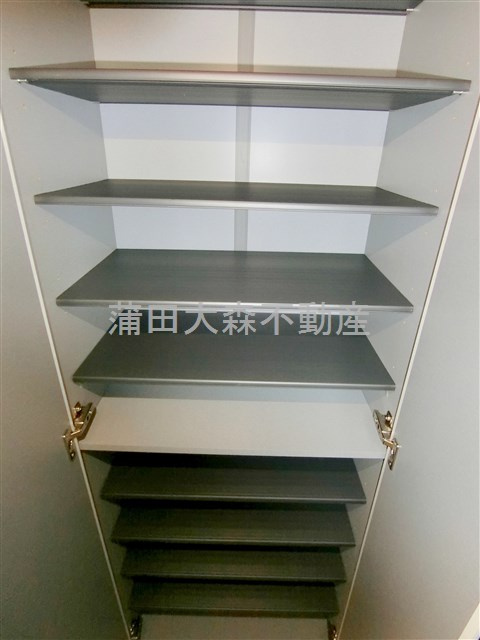 SSH萩中の設備|玄関収納　シューズBOX