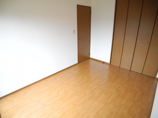 ウィルモアかわはらの洋室|※別室同間取りのお部屋です。現況を優先します。