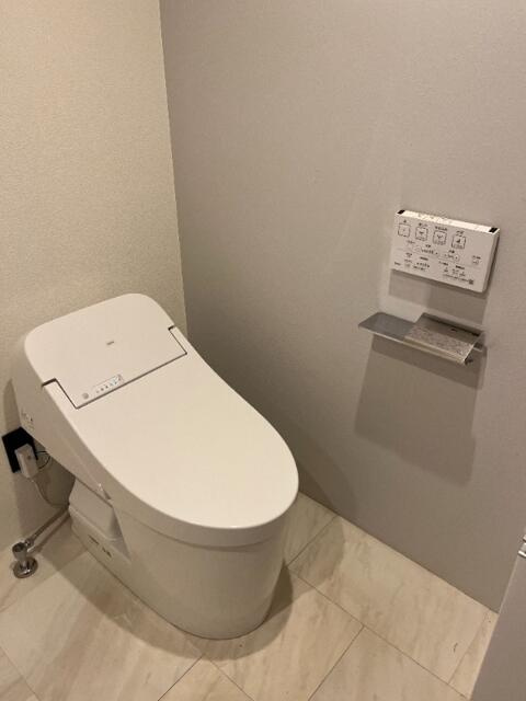 IMEX白金のトイレ
