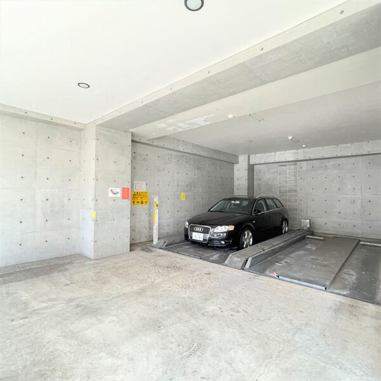 【駐車場】 | Haus ISEBERG
