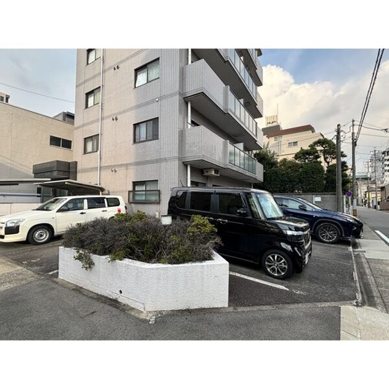 【駐車場】 | サンプラーザ花の木