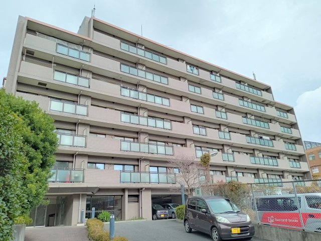 川崎市麻生区黒川の賃貸マンションの外観