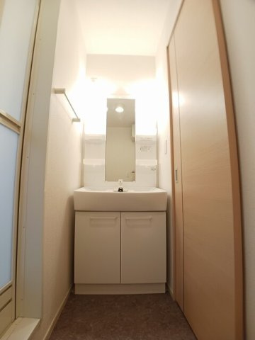ブリーゼＡの洗面所