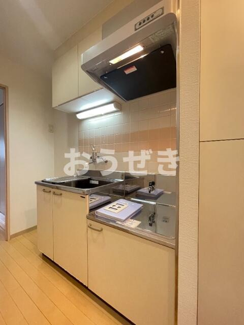 Ｍａｊｏｒ　Ｌａｎｄ　横濱鶴見のキッチン