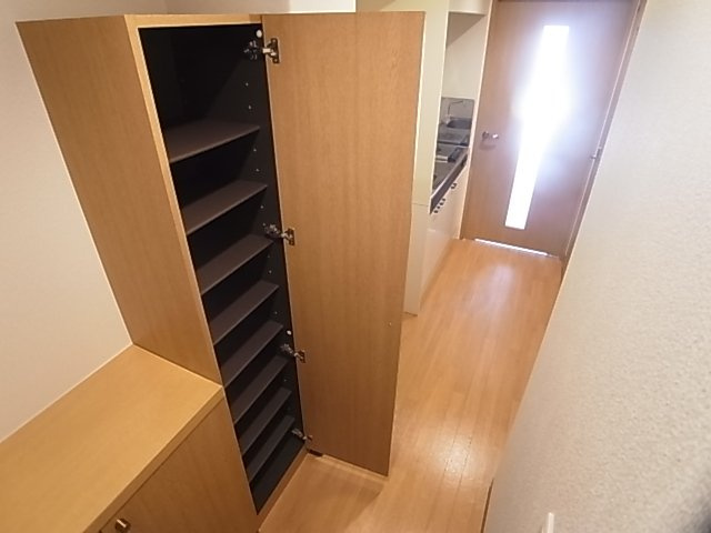 神戸市長田区若松町３丁目の賃貸マンション