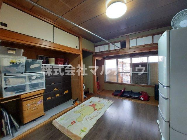 末広戸建ての居間・リビング|居間です