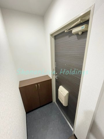 ハイライフ石上の玄関