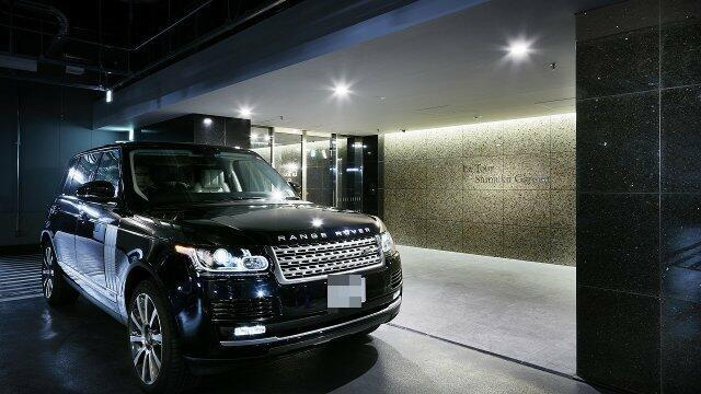ラ・トゥール新宿ガーデンの駐車場