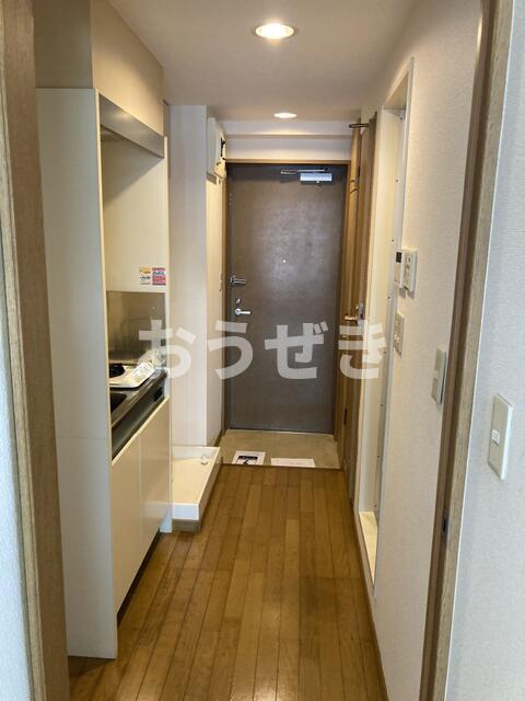 ファインクレスト伊勢町の玄関