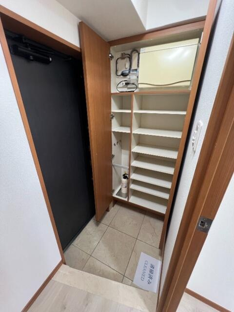 リリエンベルグ目白壱番館(リリエンベルグメジロイチバンカン)の玄関