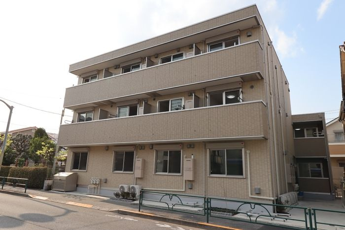 ラリュール赤塚Ⅱの外観
