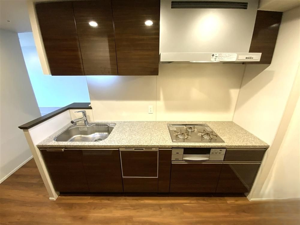 大阪市北区中之島６丁目の中古マンションのキッチン