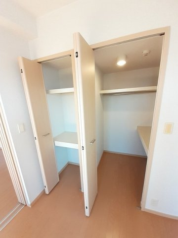 プラティーク六町の収納