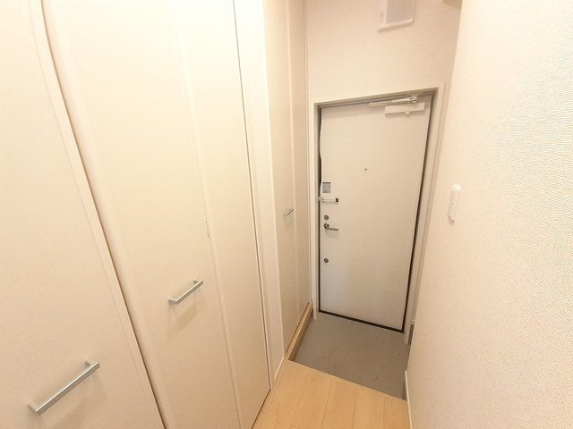 サイド　ライス　フィールドⅡの玄関|きれいな玄関です