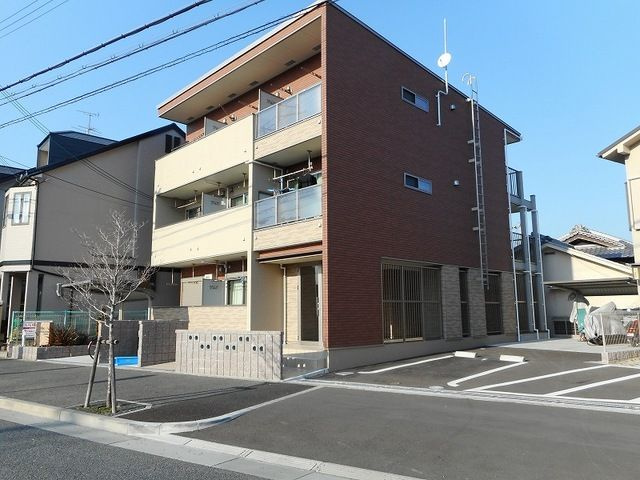 ネオライヴズ　岸部の外観